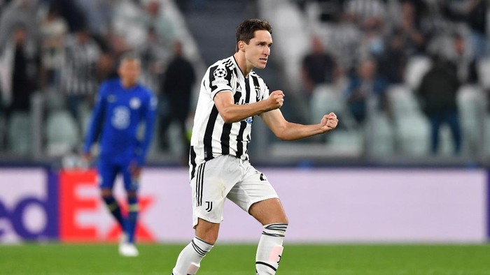 TURIN, ITALY - SEPTEMBER 29: Federico Chiesa of Juventus celebrates after scoring their sides first goal during the UEFA Champions League group H match between Juventus and Chelsea FC at the Juventus Stadium on September 29, 2021 in Turin, Italy. (Photo by Valerio Pennicino/Getty Images)