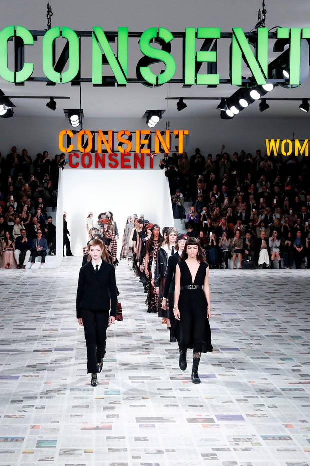 Fashiow show feminisme/