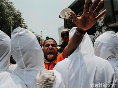 Geruduk Kedubes AS, Mahasiswa Papua Dibubarkan Polisi