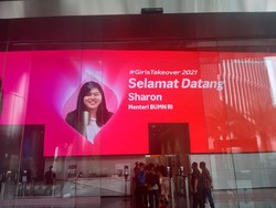 Layar Raksasa Sambut Menteri Pengganti Erick Thohir di Kantor Telkomsel