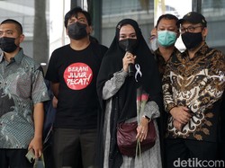 Istri Novel Baswedan: Saya Dukung Perjuangan Suami di Luar KPK