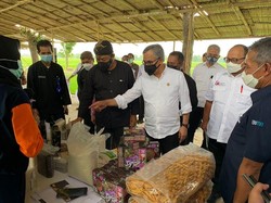 OJK Dorong Perbankan Beri Fasilitas Pembiayaan Resi Gudang ke Petani