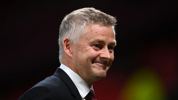 Ole Gunnar Solskjaer MANCHESTER, ENGLAND - SEPTEMBER 29: Ole Gunnar Solskjaer, Manager of Manchester United smiles prior to the UEFA Champions League group F match between Manchester United and Villarreal CF at Old Trafford on September 29, 2021 in Manchester, England. (Photo by Michael Regan/Getty Images)