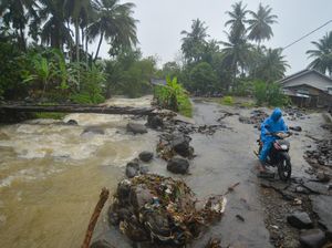Korban Tewas Akibar Banjir Bandang-Longsor di Pariaman Jadi 4 Orang