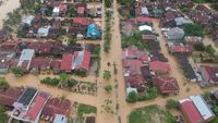 Penampakan dari Udara Banjir yang Merendam Padang Pariaman