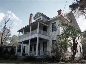Begini Rasanya Tinggal di Rumah Conjuring, Nggak Kuat Jangan Masuk! Begini Rasanya Tinggal di Rumah Conjuring, Nggak Kuat Jangan Masuk!