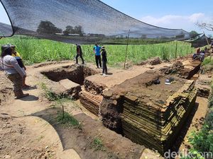 Kisah Istana Ajaib Bhre Wengker di Mojokerto Kisah Istana Ajaib Bhre Wengker di Mojokerto