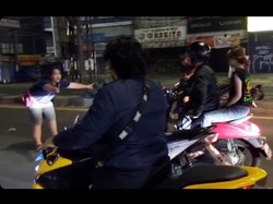 Bikin Resah! Aksi Blokir Jalan Raya untuk Balap Liar