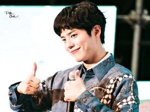 Hari Batik Nasional, Ini Potret 8 Artis Korea Saat Berbatik dan Melokal Hari Batik Nasional, Ini Potret 8 Artis Korea Saat Berbatik dan Melokal