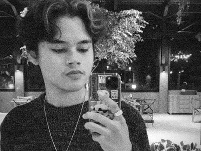 Ini Axel Farden, Anak Moldy Gitaris Radja yang Tiba-tiba Mencuri Perhatian