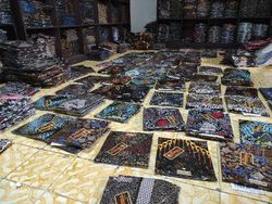 Manfaatkan Program Ekspor Shopee, Batik Ruzza Pekalongan Kini Mendunia