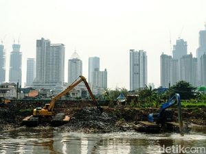 Cegah Banjir Jakarta, Ciliwung Digerebek Lumpur Cegah Banjir Jakarta, Ciliwung Digerebek Lumpur