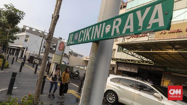 Suasana Pertokoan Jalan Cikini Raya, Jakarta. Kamis, 30 September 2021. CNNIndonesia/Adhi Wicaksono.