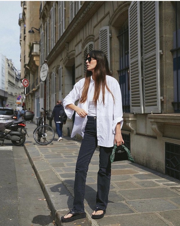 Foto: instagram.com/leiasfez Gaya Leia Sfez yang boyish/