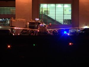 Ada-ada saja! Penumpang Buka Pintu Darurat Pesawat Usai Mendarat