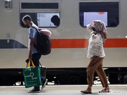 331 Ribu Tiket Mudik KA Surabaya Terjual! Ini Tanggal yang Banyak Diminati