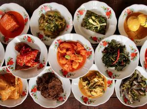 Bawa Duit Rp 10.000 Bisa Kenyang Makan Nasi Padang di 5 Tempat Ini Bawa Duit Rp 10.000 Bisa Kenyang Makan Nasi Padang di 5 Tempat Ini