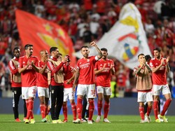 Otamendi ke Ansu Fati: Lu Siapa?