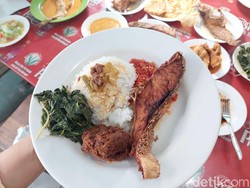 RM Pagi-Sore: Ada Kakap Goreng plus Tauco Medan Sedap di Dalam Gang Benhil