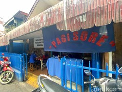 Nyempil di Gang Sempit, Resto Padang-Medan di Benhil Ini Wajib Dicoba!