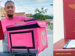 Salut! Pengantar Makanan Ini Sukses Raih Gelar PhD dalam 4 Tahun