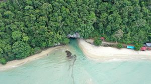 Sungai Terpendek di Dunia Ada di Sulawesi Lho