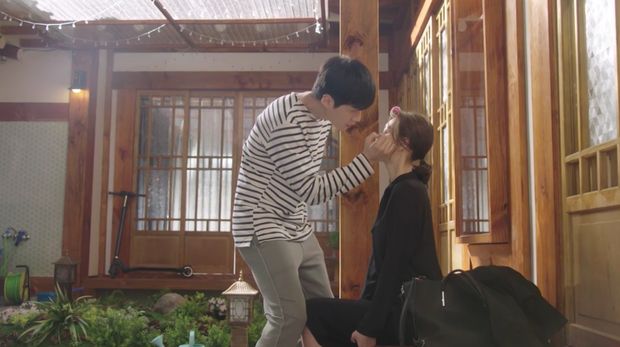 Lee Yoo Young dan Kim Seon Ho