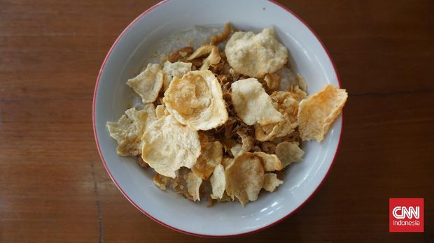 Bubur H.R Sulaeman Bubur H.R Sulaeman, bubur legendaris yang sudah ada sejak tahun 1960-an.