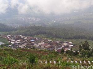 Foto: Desa Cantik di Lereng Gunung Merbabu yang Sejuk dan Sangat Aman Foto: Desa Cantik di Lereng Gunung Merbabu yang Sejuk dan Sangat Aman