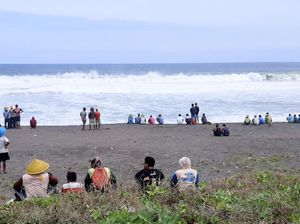 2 Nelayan Hilang di Perairan Kebumen, Ini Dia Identitasnya 2 Nelayan Hilang di Perairan Kebumen, Ini Dia Identitasnya