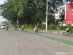 Pesepeda dan Mobil Pelat Ganjil Diputar Balik di Gage Sudirman, Tak Ditilang