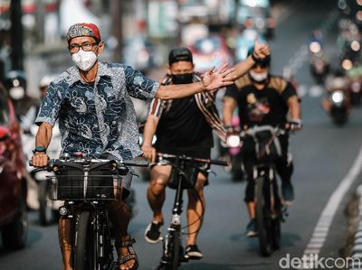 Komunitas Bike To Work Gowes Bareng untuk Peringati Hari Batik