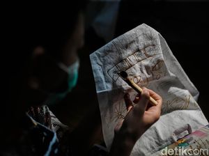 Melihat Ketelatenan Anak-anak Berkebutuhan Khusus Saat Membatik