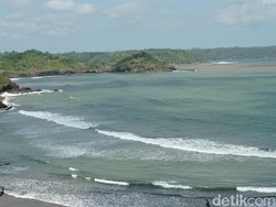 Bupati Ancam Tutup Pangandaran kalau Pelaku Wisata Masih Abai Prokes
