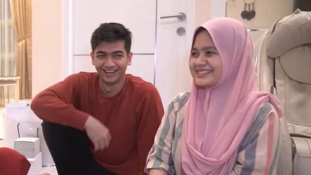 Ria Ricis dan Puput, adik Teuku Ryan