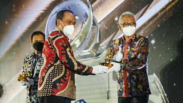 SIG Raih Tiga Penghargaan dari Kementerian ESDM