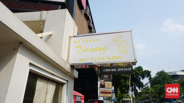 Tjanang Ice Cream Tjanang Ice Cream, es krim langganan presiden pertama Indonesia, Bung Karno.