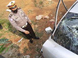 Mobil Tabrak Dinding Tower di Sukabumi, 3 Orang Tewas