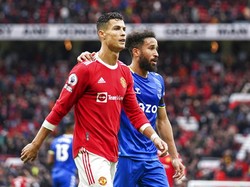 Cie... Andros Townsend Dapat Jersey Cristiano Ronaldo