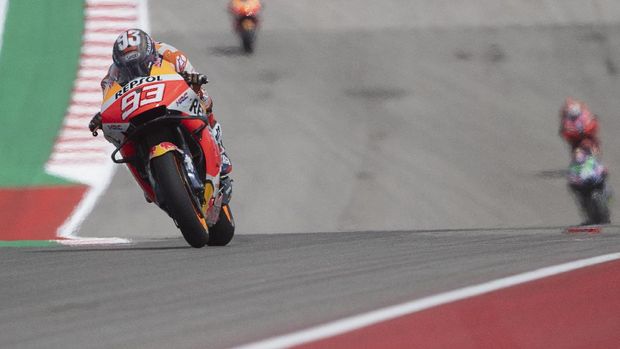 AUSTIN, TEXAS - OCTOBER 01: Marc Marquez of Spain and Repsol Honda Team heads down a straight during the MotoGP Of The Americas - Free Practice on October 01, 2021 in Austin, Texas.   Mirco Lazzari gp/Getty Images/AFP (Photo by Mirco Lazzari gp / GETTY IMAGES NORTH AMERICA / Getty Images via AFP)