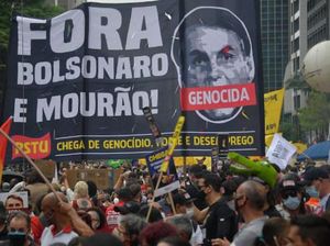 Warga Brasil Demo Tuntut Pemakzulan Presiden Bolsonaro Warga Brasil Demo Tuntut Pemakzulan Presiden Bolsonaro
