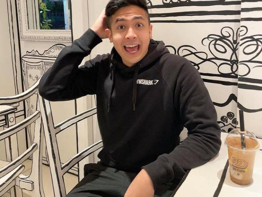 Jerome Polin Buka Suara Usai Jessica Jane Minta Maaf karena Candaan soal Fisik Jerome Polin Buka Suara Usai Jessica Jane Minta Maaf karena Candaan soal Fisik