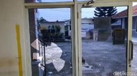 Rusak! Penampakan Kantor Desa Bojong Koneng Diserang Massa