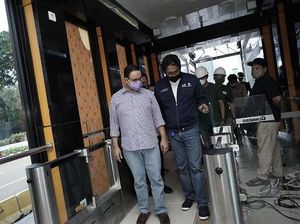 Berduka, Anies Ungkap Dirut TransJakarta Mulai Sakit Saat Dinas ke AS Berduka, Anies Ungkap Dirut TransJakarta Mulai Sakit Saat Dinas ke AS