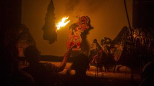 Mengusir Roh Jahat Lewat Pertunjukan Wayang Sampir