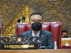 Pimpinan DPR Dukung Pemerintah Hapus Cuti Bersama Natal-Tahun Baru