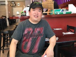 Dari Tukang Cuci Piring Kini Awang Punya Restoran Indonesia Populer di New York