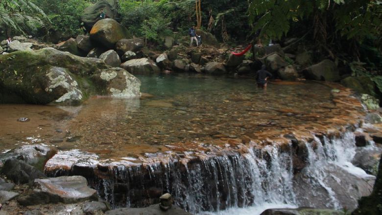 Air terjun Lembah Tepus Foto: Instagram @frameofjndrl