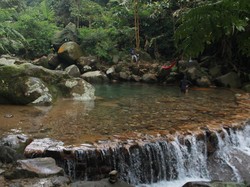 Wow! Ada Air Terjun Bertingkat di Lembah Tepus