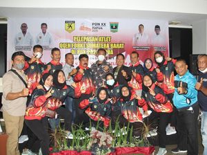 Lepas Karateka Sumbar ke PON Papua, Andre Rosiade: Insya Allah Bawa Emas Lepas Karateka Sumbar ke PON Papua, Andre Rosiade: Insya Allah Bawa Emas